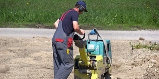 Új út épül az ipari parkban, közvetlenül is elérhető lesz a sztráda és a közforgalmú kikötő