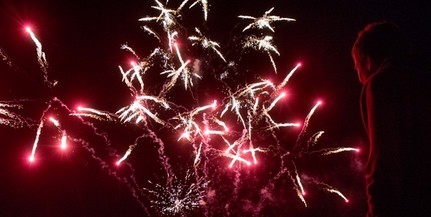 Mécsesrengeteg a Dunán, tűzijáték - Idén is gyönyörű volt a Nepomuki-ünnep