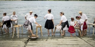 Hagyományból hagyomány: népünnepéllyé vált Mohácson a dunai mosás