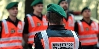 Mohácson is érkeznek a NAV ellenőrei a héten Mohácson is érkeznek a NAV ellenőrei a héten