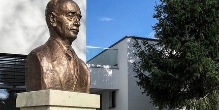 Elkészült az új kutatóközpont az egykori Dr. Marek József Szakközépiskola épületében Elkészült az új kutatóközpont az egykori Dr. Marek József Szakközépiskola épületében