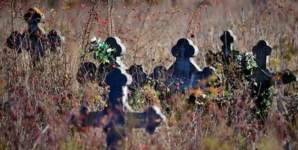 Halottak napján a katolikusok az összes szentről és minden elhunytról megemlékeznek