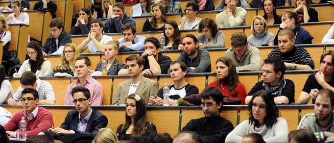 Csaknem száz mohácsi diák tanulmányait támogatja ösztöndíjjal a város