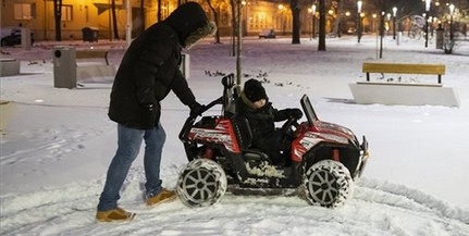 Elállt a hóesés a megyében, a fő- és mellékutak még havasak - Télies marad az időjárás Elállt a hóesés a megyében, a fő- és mellékutak még havasak - Télies marad az időjárás