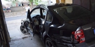 Betépve karambolozott a Felső-Dunasor utcában, majd rátámadt az őt ellátó mentősre