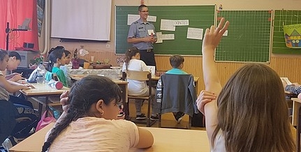 A rendőrség két új DADA-oktatója kezdte meg a munkát Baranyában A rendőrség két új DADA-oktatója kezdte meg a munkát Baranyában