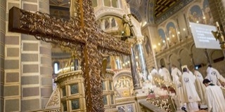 Megérkezett a missziós kereszt, Pécsett, Mohácson is imádkozhatunk a jelenlétében Megérkezett a missziós kereszt, Pécsett, Mohácson is imádkozhatunk a jelenlétében