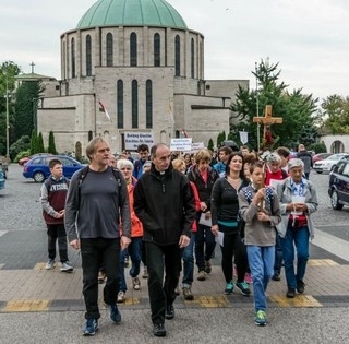 Nyárra fejeződik be a Fogadalmi Emléktemplom felújítása - Gyűlnek az adományok a harangra Nyárra fejeződik be a Fogadalmi Emléktemplom felújítása - Gyűlnek az adományok a harangra