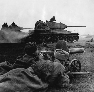 Mohács ostroma: egy hónapig lőtték aknavetőkkel a várost a szovjet csapatok