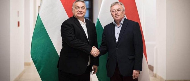 Érdekli, miről beszélt a miniszterelnökkel Hargitai János? Jön.Jön..Jön...Mohács 500 Érdekli, miről beszélt a miniszterelnökkel Hargitai János? Jön.Jön..Jön...Mohács 500