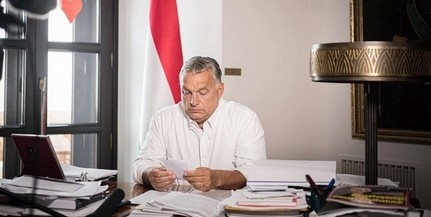 Orbán: a jövő év közepéig kell kibírni a vakcináig, nemsokára vághatjuk a centit