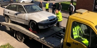 Elszállítják a mohácsi közterületen felejtett roncsokat, gazdátlan autókat
