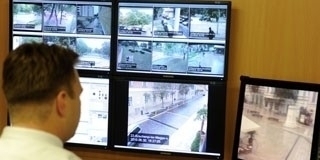 Térfigyelő kamerák buktathatják le Mohácson a szeméthegyek összehordóit