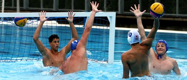 Több, mint háromszázmillió forintot költenek a mohácsi uszoda korszerűsítésére