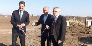 Több mint félmilliárdból épül új üzemcsarnok Mohácson az ipari parkban