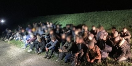 Dávodnál is feltartóztattak egy csapat migránst az éjjel