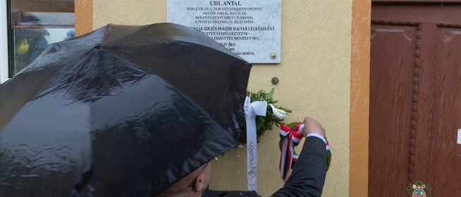 A mohácsi katolikus papra, az embermentő Uhl Antalra emlékezünk - Maga is üldözötté vált