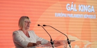 Gál Kinga lesz Hargitai János vendége kedden