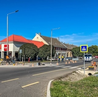 Újabb okoszebrák épülnek Mohácson, várják a lakosság javaslatait a helyszínekről