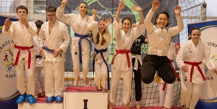 Hát ez csodálatos: Ajkát is meghódították a Mohácsi TE 1888 ifjú karatékái Hát ez csodálatos: Ajkát is meghódították a Mohácsi TE 1888 ifjú karatékái