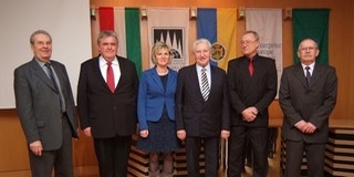 Átadták a kamarai elismeréseket - Életmű Díjat vehetett át Nagy Tibor vendéglős