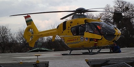 Életet mentett a helikopter, ami először landolt a kórház épületének tetején Életet mentett a helikopter, ami először landolt a kórház épületének tetején