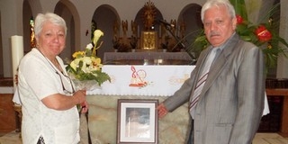 Posztumusz kitüntetés Olivier Simoens-nak, akinek oly sokat köszönhetett a két város