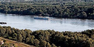 Duna mentén ártéri nyaralók, ponton- és csónaktulajdonosok mentsék az értékeiket!