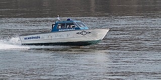 A Dunába szórt szemét buktatta le a bűncselekményért körözött férfit a mohácsi hajóállomáson