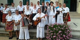 Horvátországban léptek fel és nyaraltak a sokacköri fiatalok