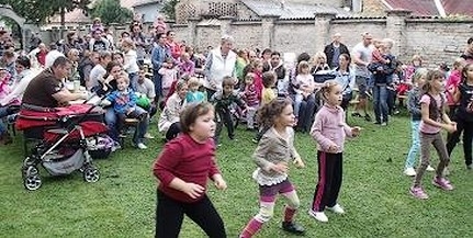 Egy újabb „Boldog” nap! – szülők, gyerekek és óvodai dolgozók önfeledt sportnapja zajlott Egy újabb „Boldog” nap! – szülők, gyerekek és óvodai dolgozók önfeledt sportnapja zajlott