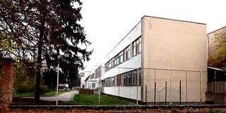 Elkezdődött a kórház ideg-elme pavilonja felújítása, osztályokat, szakrendelőket helyeztek át