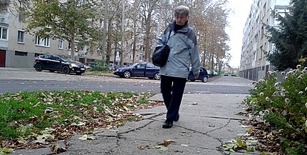 Olvasóink panaszát továbbítottuk, a lakótelepi járdajavításra a városházán ígéretet kaptunk