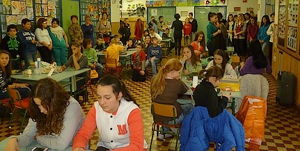 Ezüstvasárnapra elkészültek a karácsonyi koszorúk, díszek