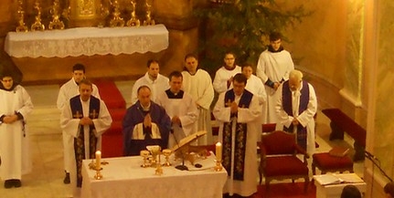 Udvardy György áldotta meg a felújított Püspöktemplomot advent negyedik vasárnapján Udvardy György áldotta meg a felújított Püspöktemplomot advent negyedik vasárnapján