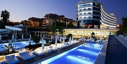 Alanyában 5 csillagos szállodában 7 éjszaka ultra all inclusive ellátással 106 900 Ft/főtől.