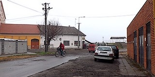 Helyreállt a szennyvízszolgáltatás, szabad az út a járműveknek és nyitva a Vadászkürt is