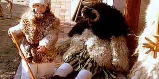 Busójárás: a kézműves termékek színe-javát kínálják a készítők farsangkor Mohácson