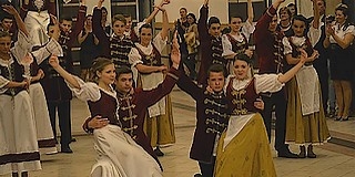 Zenés, táncos esten gyűjtöttek erdei iskolai kirándulásra is