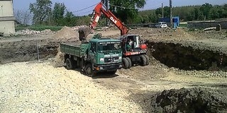 Uszodafejlesztés: sportmedencével, csúszdákkal is bővül a választék