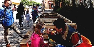 Nagypéntekre az állatsimogatáshoz és az arcfestéshez is kedvező lett az idő