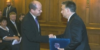 Átvette kormánymegbízotti kinevezését Orbán Viktortól Horváth Zoltán