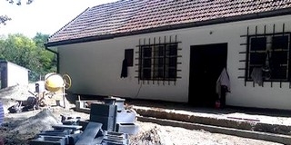 Kandában a templomépület környezetét teszik rendbe ezekben a napokban