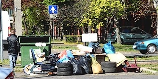 Lomtalanítás: nincs bazárkodás az utcán, a lomokat a házak portájáról szállítják el Mohácson