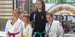 Az Országos Cikádor kupán versengtek a mohácsi karatések