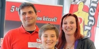 A lánycsóki Szalai Gábor az utak új királya - ő lett az ország legjobb kamionsofőrje