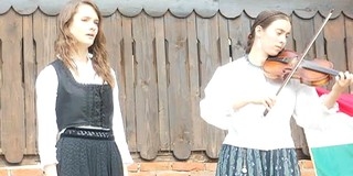 Hajnal akar lenni...Takács-Nagy Jázmin két díjjal tért haza az erdélyi népdaléneklési versenyről Hajnal akar lenni...Takács-Nagy Jázmin két díjjal tért haza az erdélyi népdaléneklési versenyről
