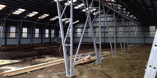 Jöhet a tél, Mohácson a fedeles lovarda már teljesen megújulva fogadja a lovaglókat