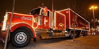 A Coca-Cola Karácsonyi Karavánnal tölthetik gyerekek és felnőttek a szombat délutánt