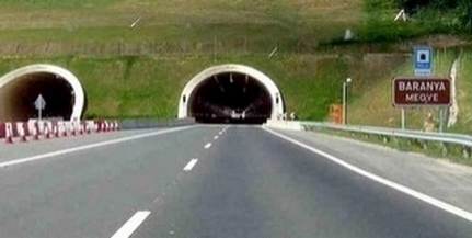 Mossák az alagutakat, egy-egy sávot lezártak a sztrádán